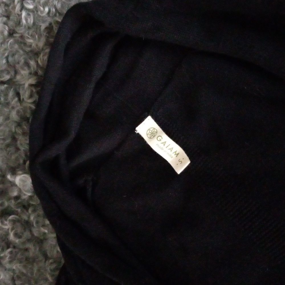 GAIAM Black Open-Front Ribbed Cardigan - Picture 4 of 12